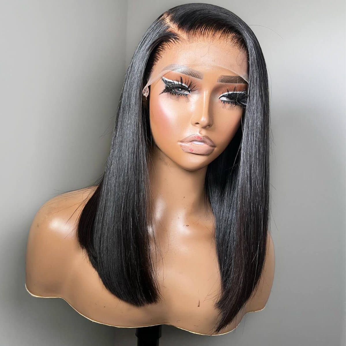 Shoulder-Length Straight Wig | Double Drawn | Glueless | 6×5 Pre-Cut Lace | Lumma